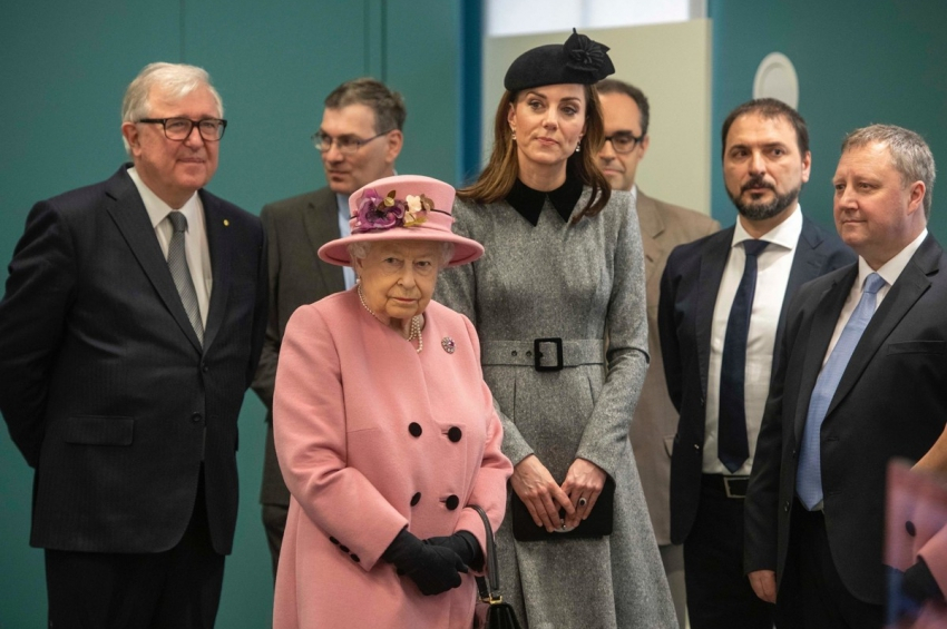 На Кейт Мидълтън и Елизабет II им е забранено да ядат тези 5 храни