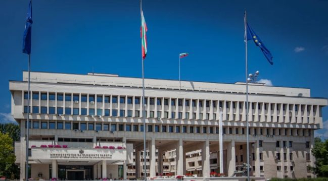 МВнР привиква посланика от чатовете на Пламен Бобоков