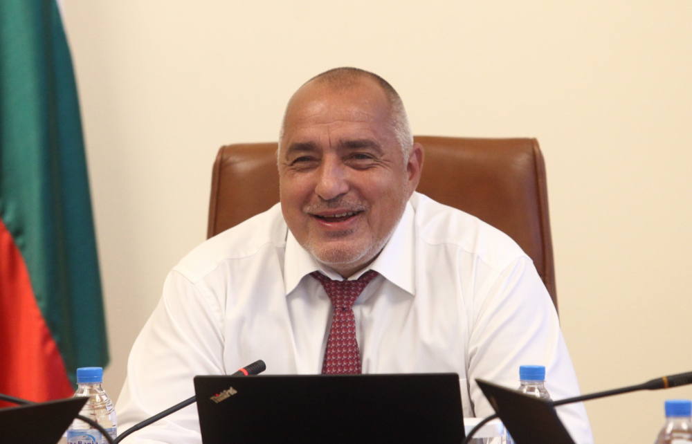 Бойко показа внуците и обяви какъв важен личен празник е днес СНИМКИ