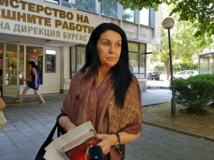 Адвокатката на обвинения борец в тероризъм: Той се шокира, смята, че е набеден заради снимка с...