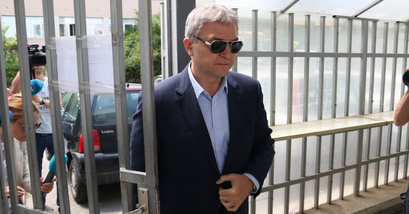 Разследващи уличават Бобокови за милиони покрай аферата с боклука