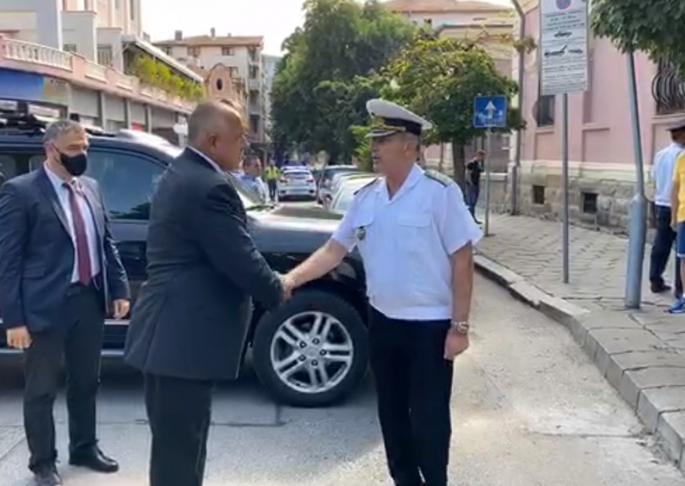 Борисов на празника на Гарнизон Пловдив: Ние сме непобедими, когато ... ВИДЕО
