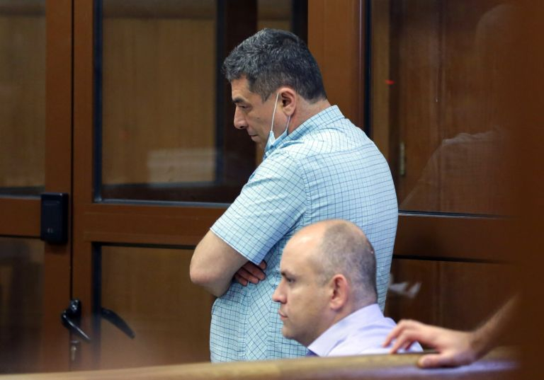 Подкупният шеф от ГДБОП карал Голф на 15 г. и се жалел, че не може да си плати тока