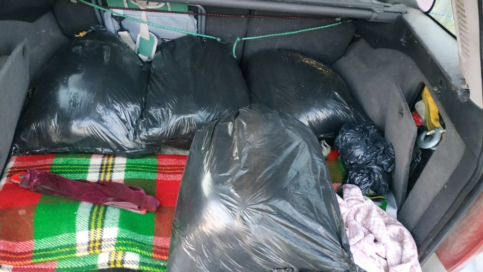 Мощен удар на полицията в Пловдив по контрабандата СНИМКИ