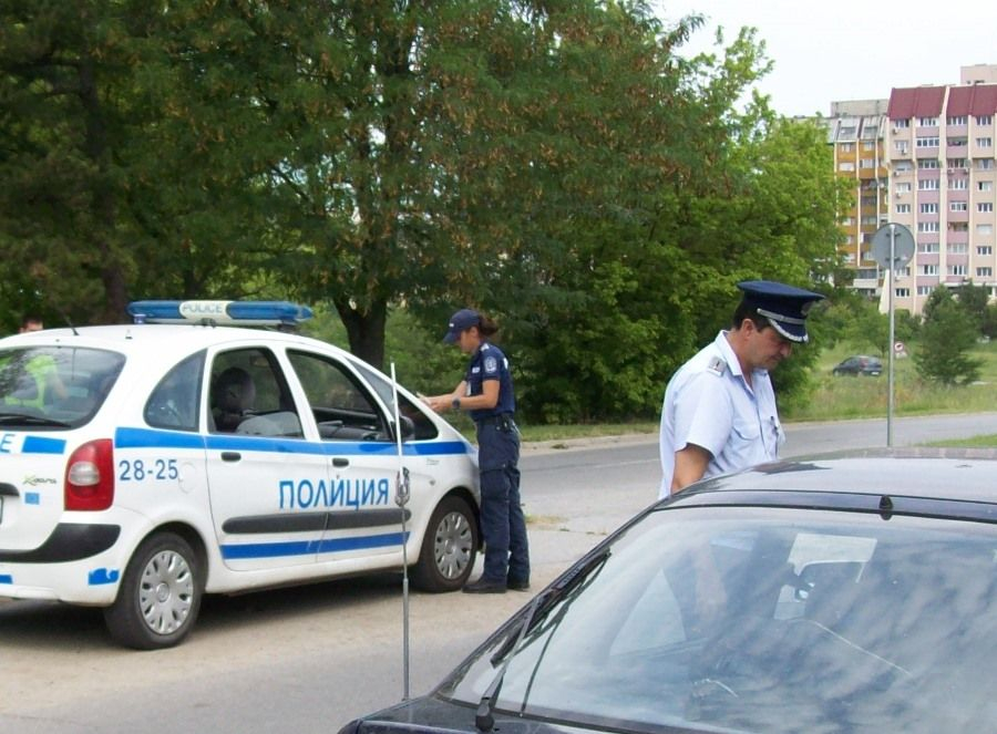 Мощна спецакция разтърси Ямболско СНИМКИ 