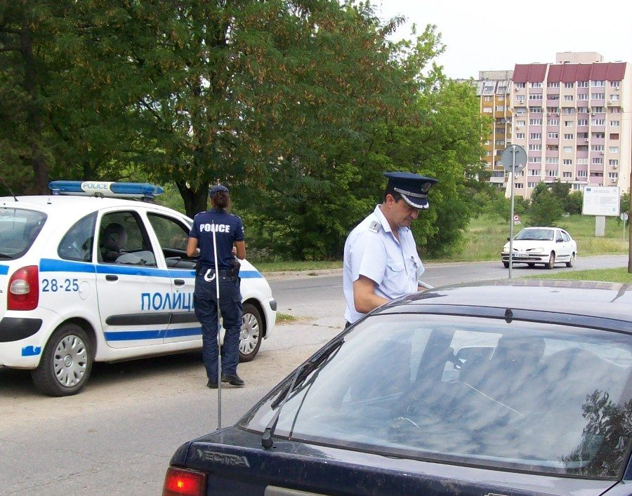 Мощна спецакция разтърси Ямболско СНИМКИ 