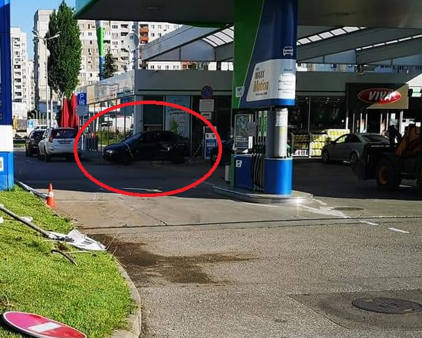 Първо в БЛИЦ! Адско меле на бензиностанция в "Люлин" в София СНИМКИ