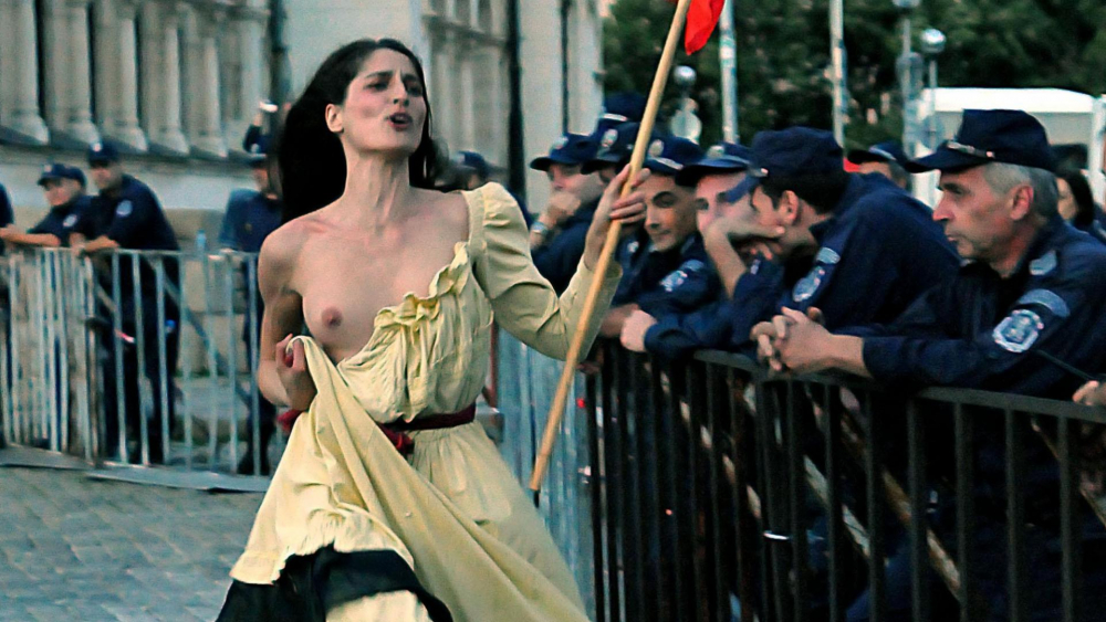 Разврат и голотии на протестите в София СНИМКИ 18+