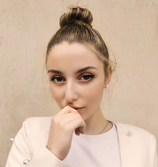 Шок! Михаела Маринова стресна с жесток белег от... СНИМКА