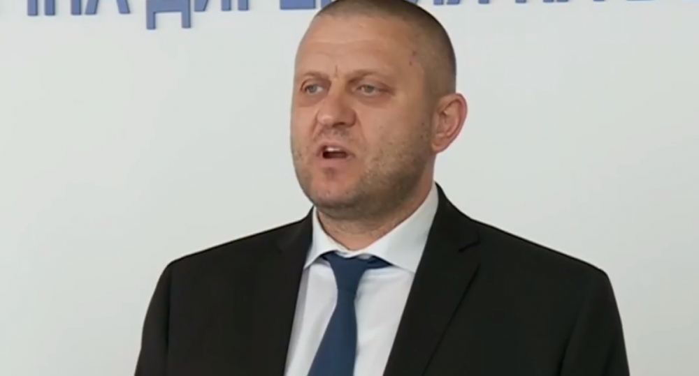 СДВР с нови данни за задържаните провокатори, които опитаха да нахлуят в Народното събрание ВИДЕО