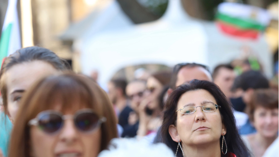 "Героите са уморени": Все по-малко хора на протестите в страната 