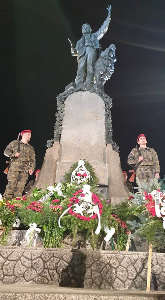 Цвета Караянчева с много силни думи за Левски от Карлово