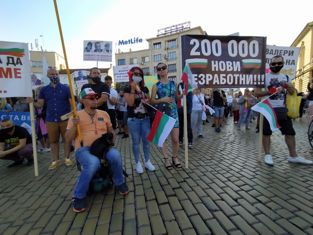 Намалелите протестиращи с неочаквана смяна на стратегията! БЛИЦ TV