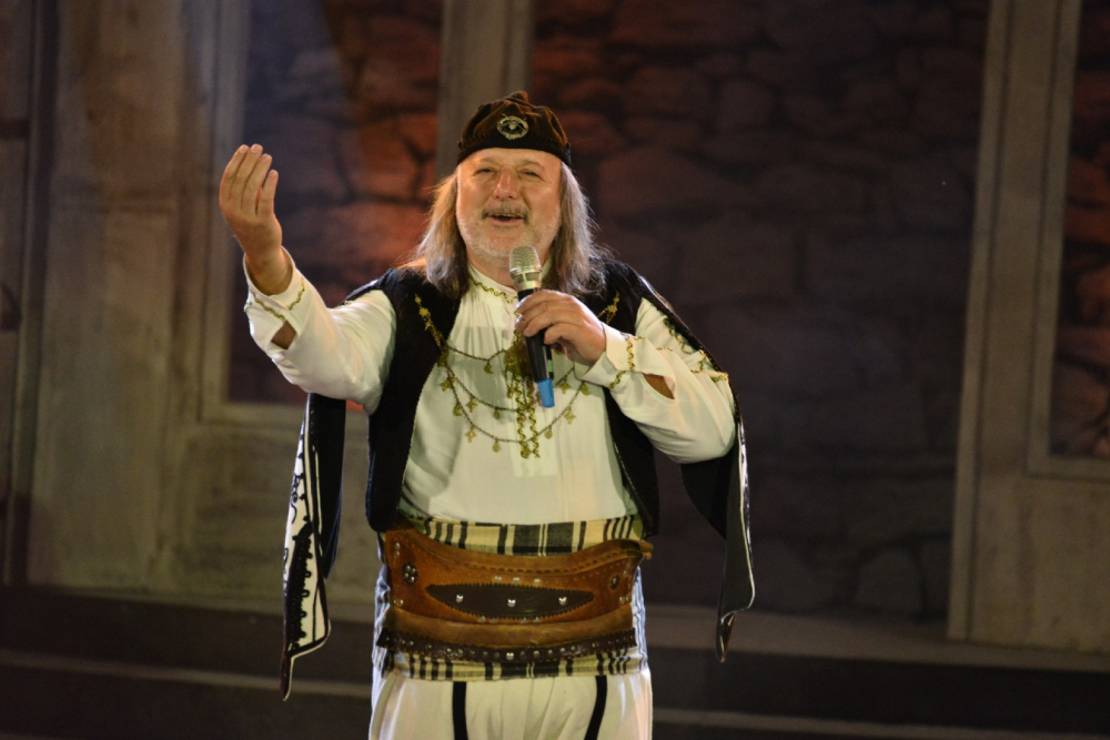 Звезди огряват сцената на „Пирин Фолк“ Сандански 2020 