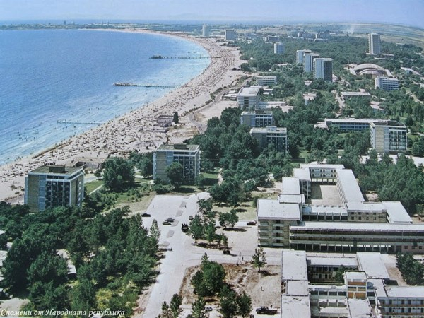 Планове от соца: Курортите по Черноморието през 21 век - зелени и с много туристи, без бетон и мръсотия