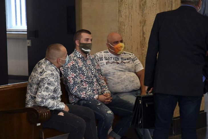 Ето кои са метежниците от Партийния дом, решиха съдбата им СНИМКИ