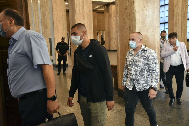 Ето кои са метежниците от Партийния дом, решиха съдбата им СНИМКИ