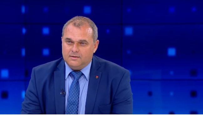 Искрен Веселинов хвърли бомба: Борисов постави оставката си на масата, но...