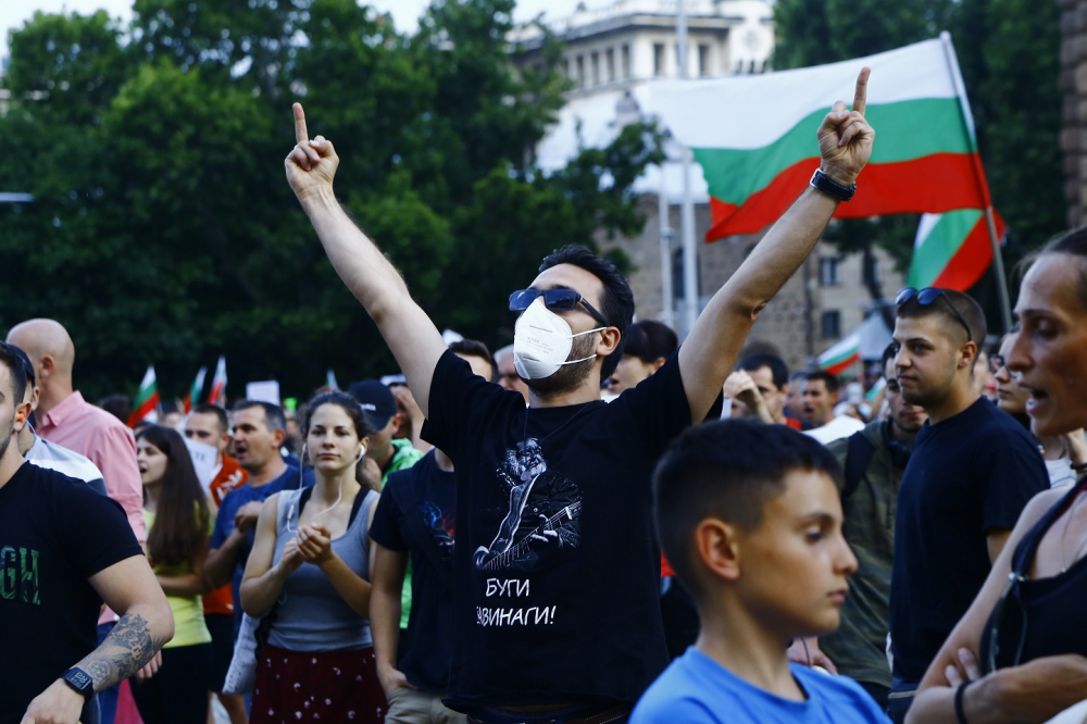 МВР показа ексклузивно ВИДЕО от протестите! Скандални СНИМКИ