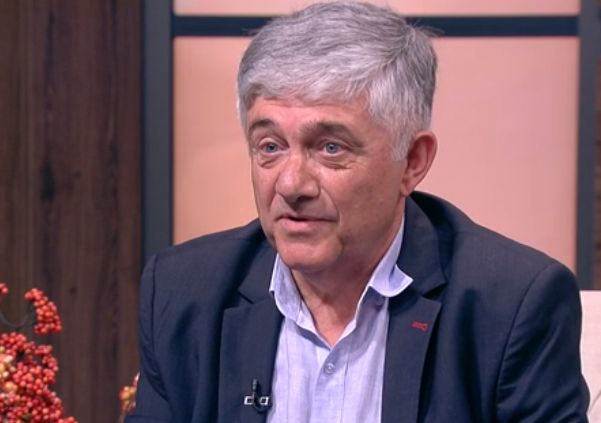 Бивш конституционен съдия разби Радев: Той наруши Конституцията