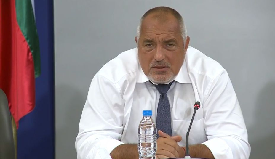 Премиерът коментира протестите и съобщи за бит журналист!  ВИДЕО