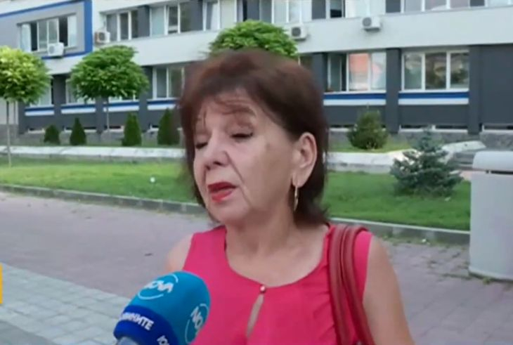 Набедена за жената с бастуна от "Орлов мост": Получавам обиди и заплахи