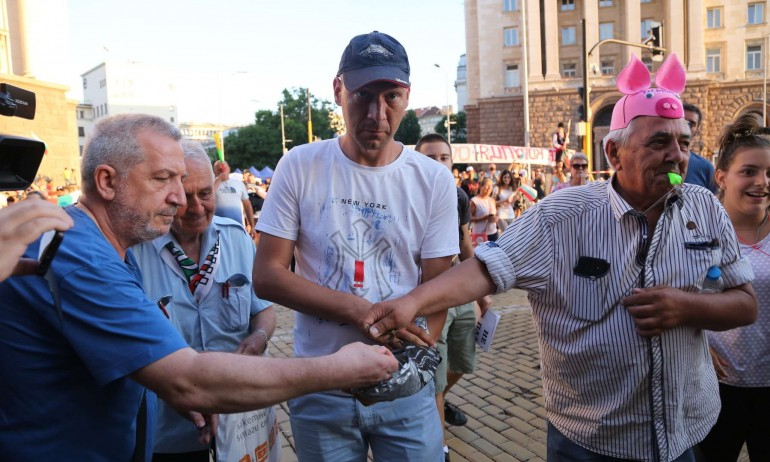 Лицата на протеста: политическият хамелеон Светослав Трайков