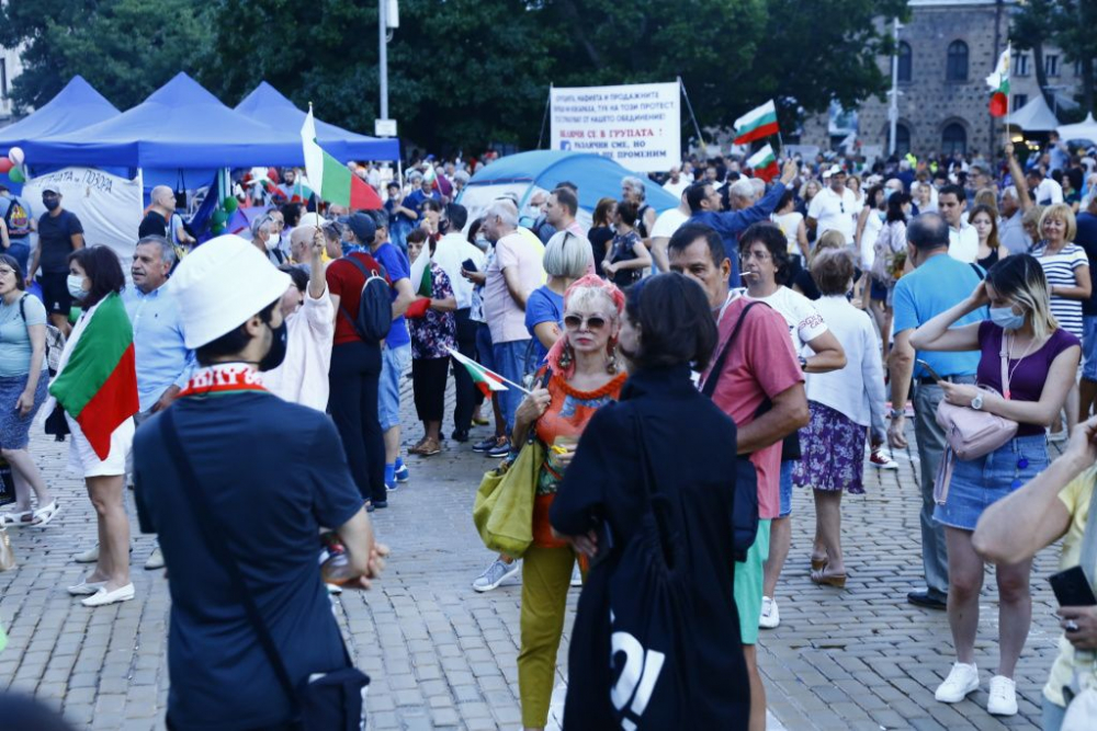 Непротестиращи настояват прокуратурата да подгони протестърите за хулиганство с особена дързост и циничност