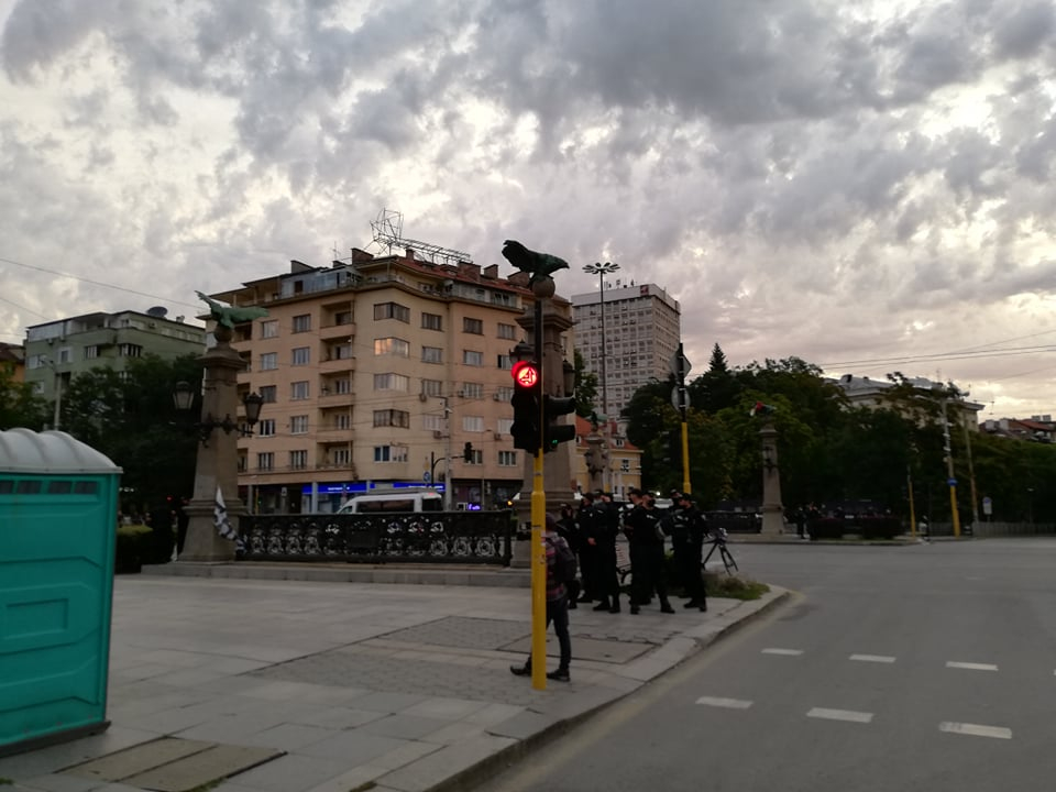 Първи СНИМКИ след спецакцията на София, освободена от блокади 