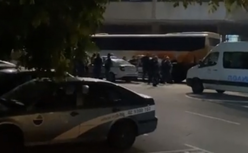 Извънредно в БЛИЦ! Полицаите се готвят да пометат блокадите в столицата