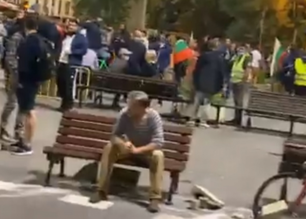 Извънредно в БЛИЦ! Полицаите се готвят да пометат блокадите в столицата
