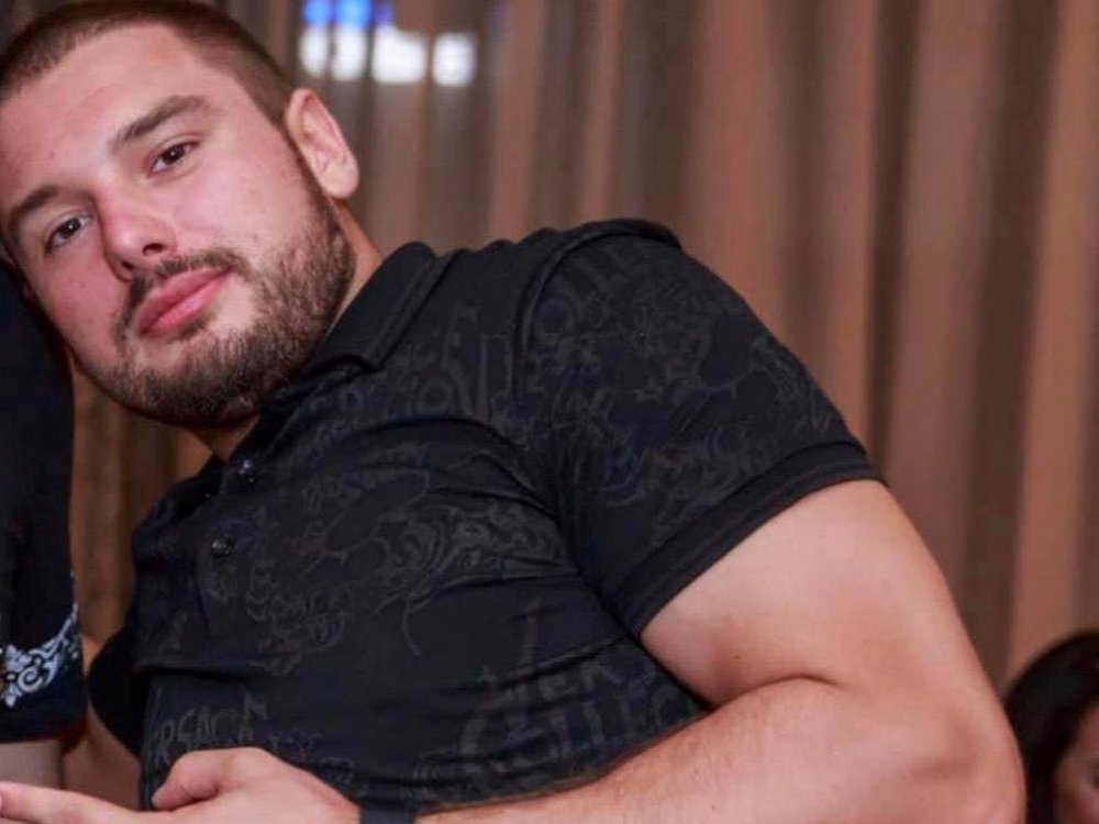 25 г. пишлигар Сашо се качи мъртво пиян на БМВ-то си в Созопол, но..