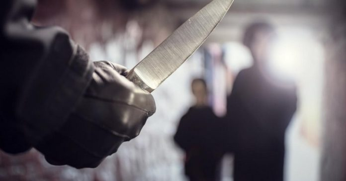 15-годишен заподозрян за убийство на мъж с нож в гърдите