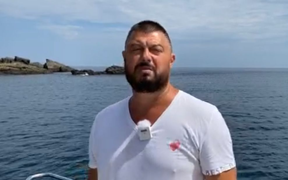 Бареков пробва десант от морето на затапения от палата на Прокопиев бряг, ето какво се случи ВИДЕО