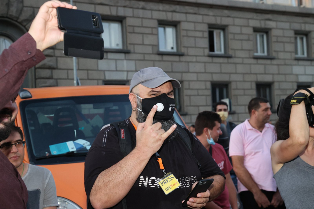 Венци Мицов: Видях на протеста как Иво Мирчев снима Христо Иванов и започнах неконтролирано да се хиля, защото...