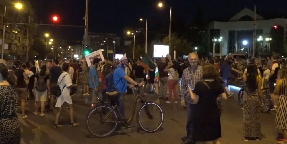 Извънредно: Нова палаткова блокада на ключово кръстовище в София! СНИМКИ