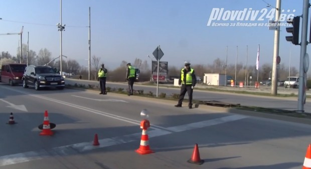 Версия: Обмислят връщане на КПП-тата в областните градове, датата е...
