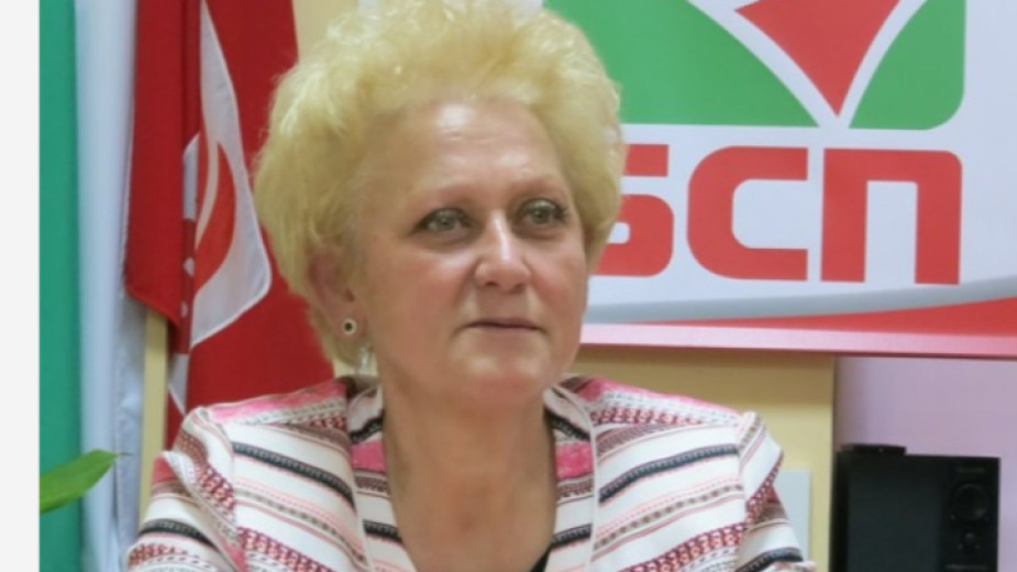 Шефка от БСП даде рамо на адв. Хаджигенов, привиква членове на протеста в София