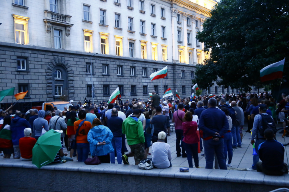 Вълна от недоволни от блокадите заля протестите СНИМКИ