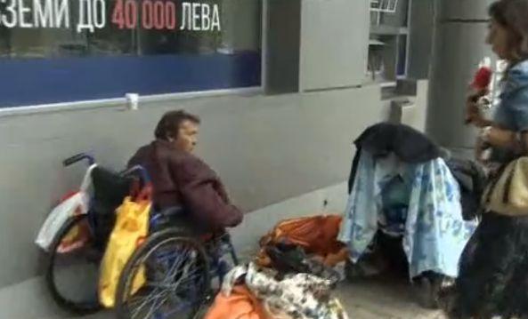 Докъде се докараха! Тумба агресивни цигани заживя при протестиращите в "Орловград" ВИДЕО