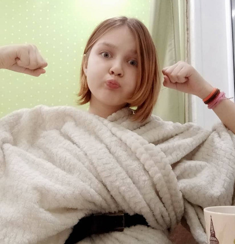 13-годишна ученичка стана майка СНИМКИ 