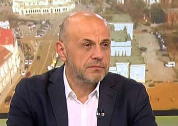 Дончев разкри кой е изготвил проекта за нова Конституция и сравни Радев с...