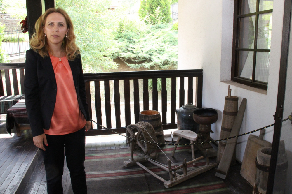 Министър Николова издаде голяма лична мисия СНИМКИ