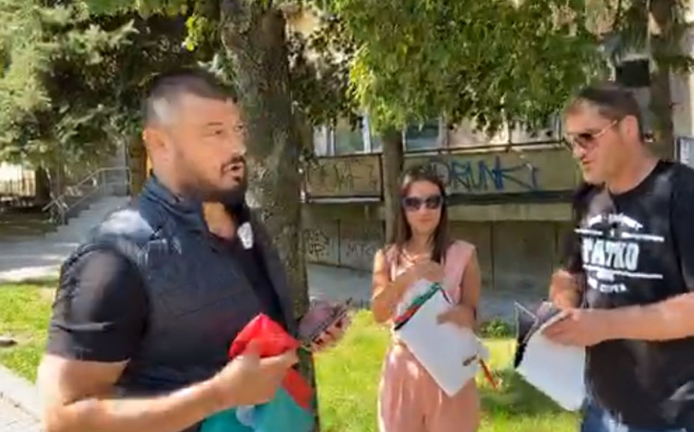 Бареков окупира централата на Христо Иванов НА ЖИВО