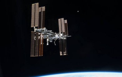 Няма опасност за астронавтите в МКС