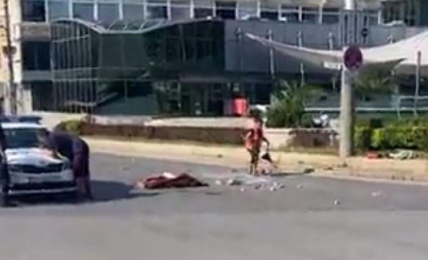 Уникално ВИДЕО в БЛИЦ от разчистването на блокадата пред СУ! СНИМКИ