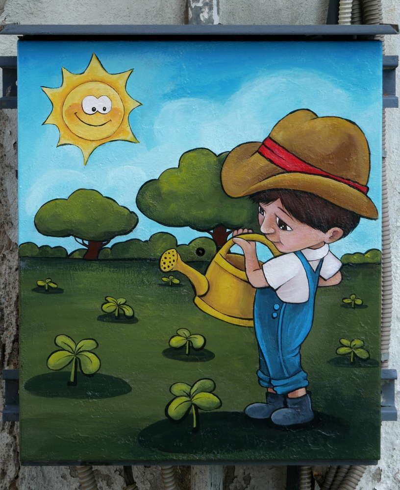ЧЕЗ разпределение съдейства на млада художничка да превърне електрически табла във Видин в произведения на изкуството