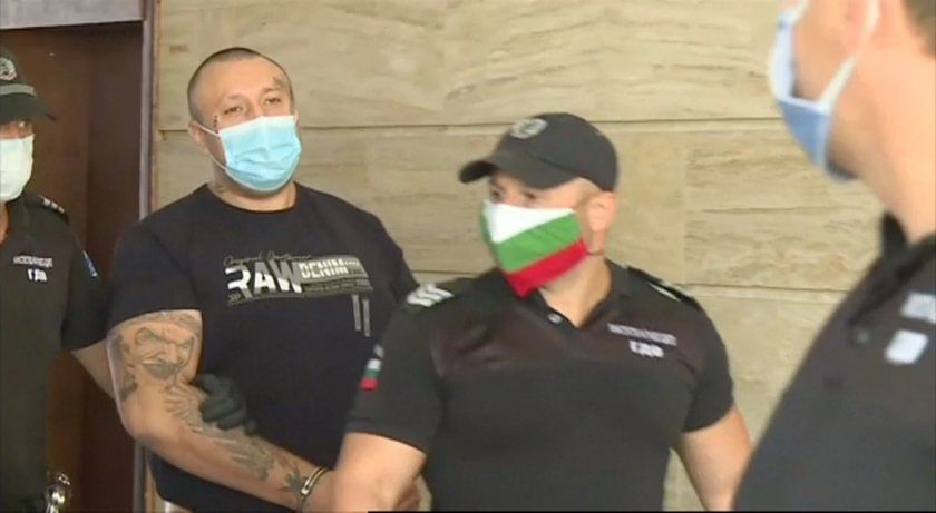 Оставиха на топло мутрата Шалтера