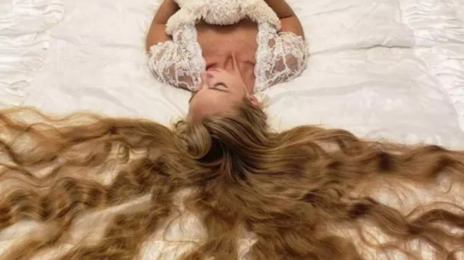 Ето как изглеждат майка и трите й дъщери, които не се подстригват 