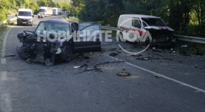 Две станаха жертвите на адската катастрофа край Севлиево 